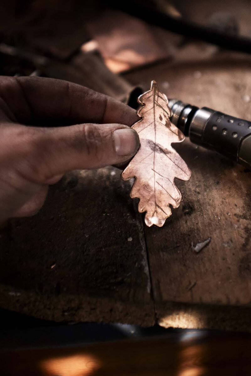 Oak Leaf Earrings "Skogsek" – Copper - Image 10