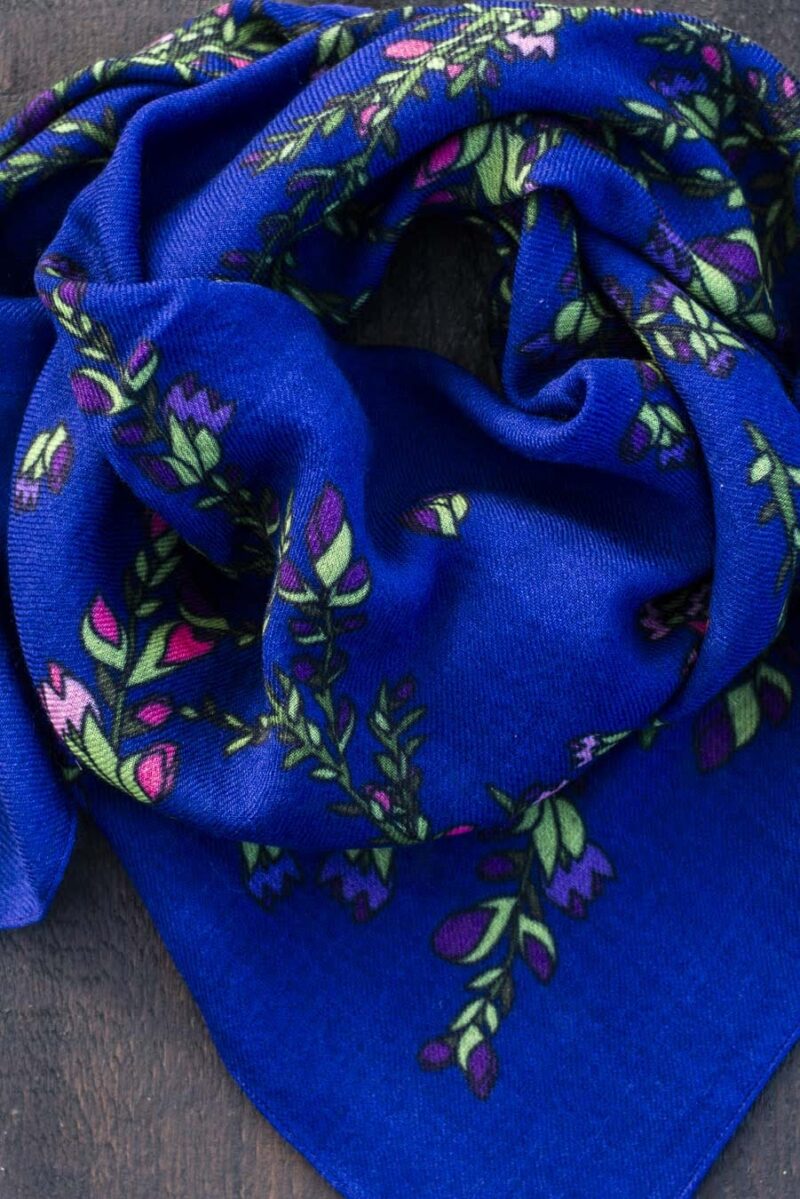 Wool Silk Scarf "Landskapsblommor, Ljung, Västergötland" 75x75 cm - Image 18