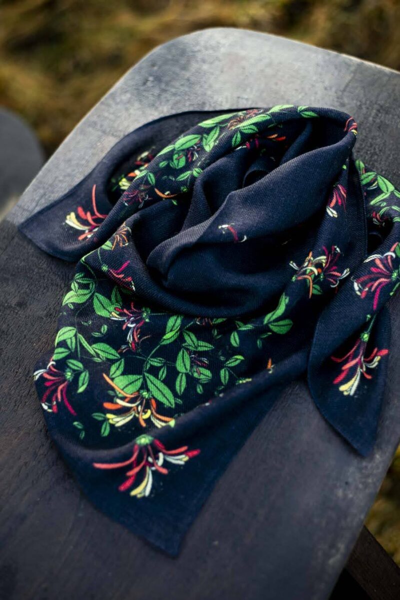 Wool Silk Scarf "Landskapsblommor, Vildkaprifol, Bohuslän" 75x75 cm - Image 13