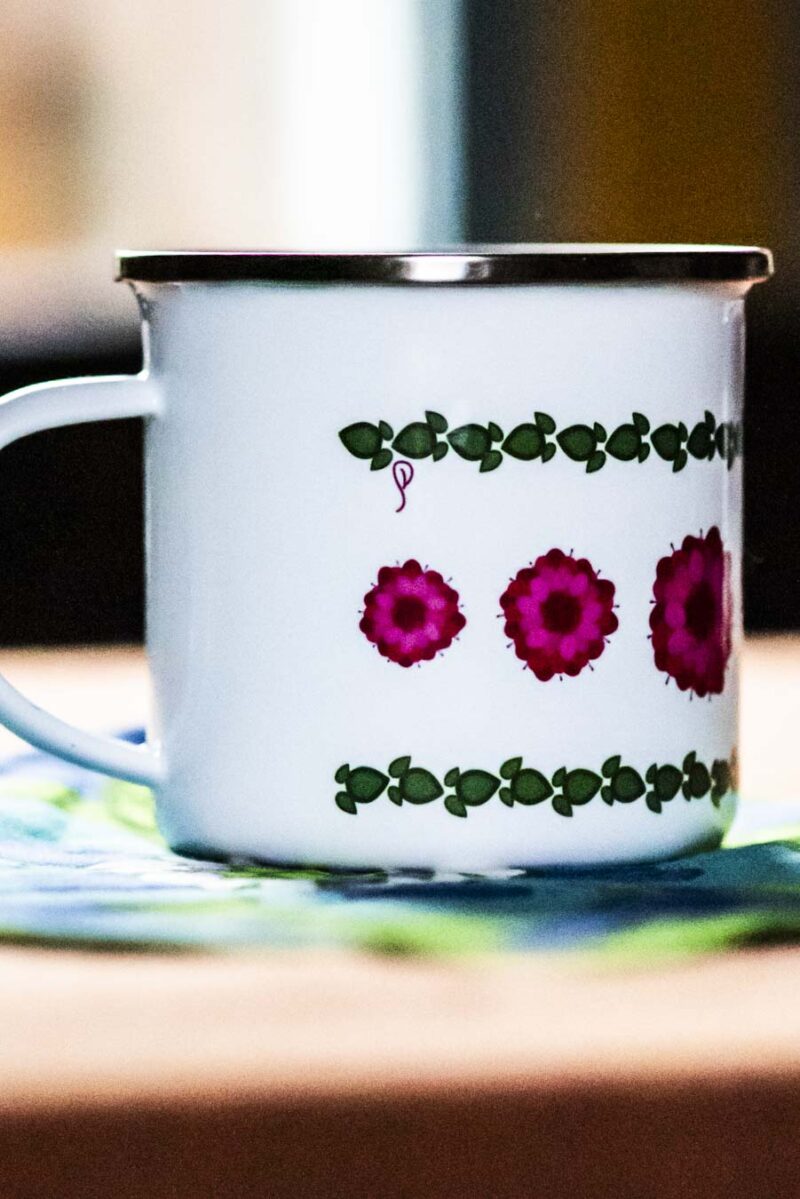 Enamel Mug "Vildhallon"/"Wild Rasperry" - Image 3