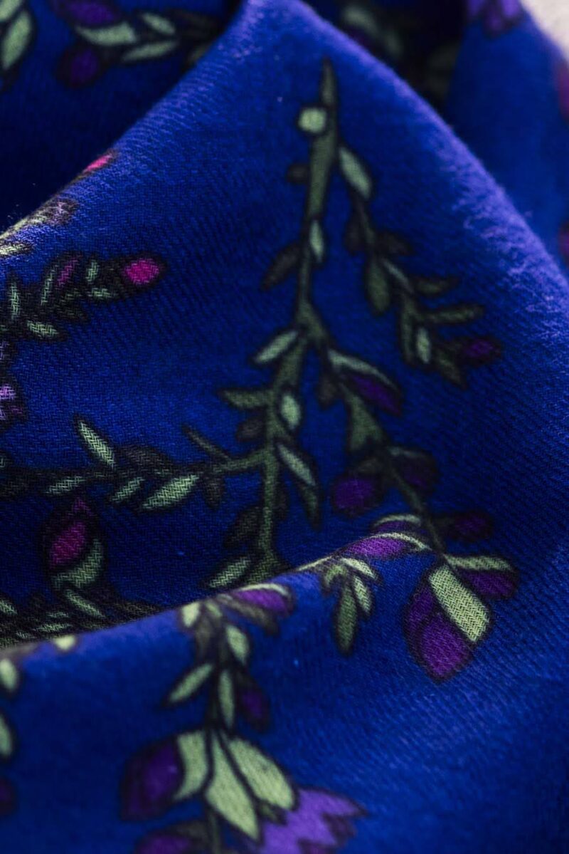 Wool Silk Scarf "Landskapsblommor, Ljung, Västergötland" 75x75 cm - Image 19