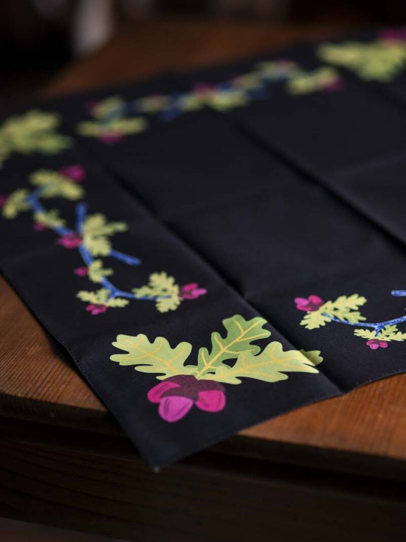 Cotton Tablecloths "Oak Leaf" 65x65 Black