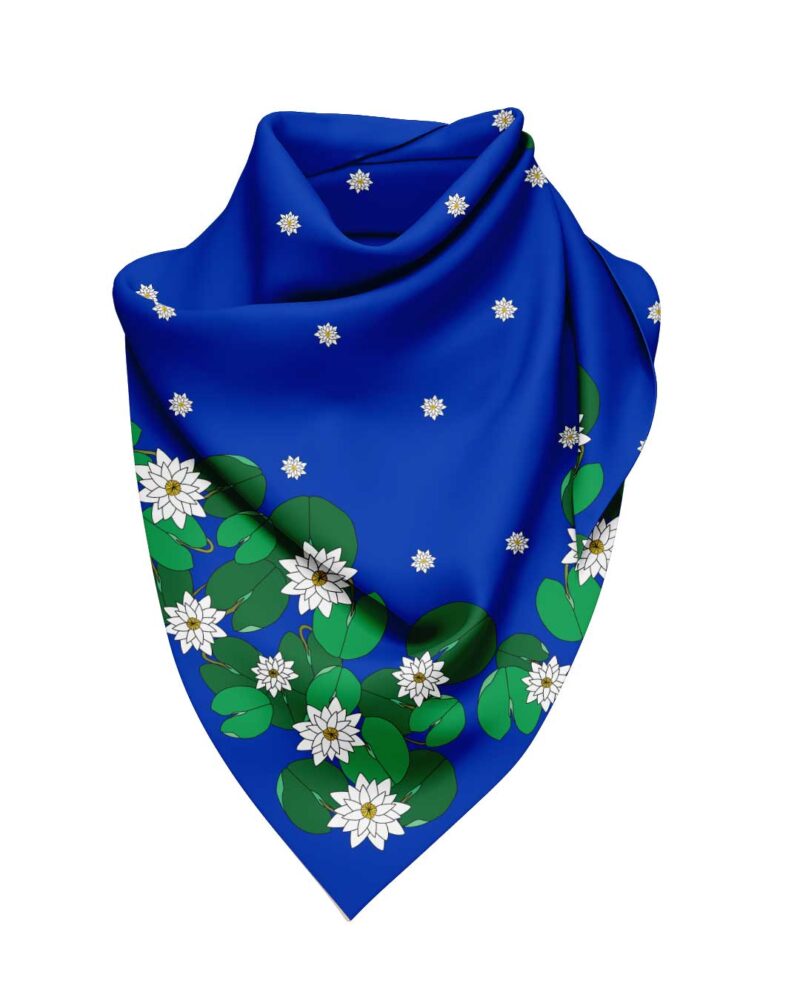 Wool Silk Scarf "Landskapsblommor, Vit näckros, Södermanland" 75x75 cm - Image 10