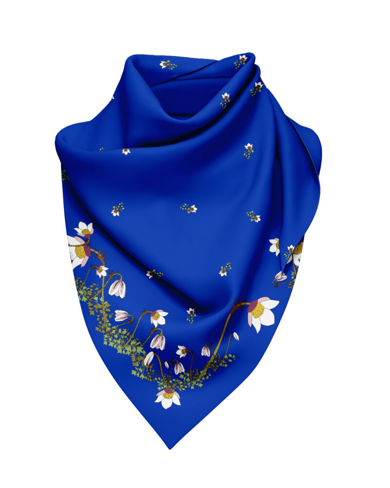 Wool Silk Scarf "Landskapsblommor, Härjedalen, Mosippa" 75x75 cm - Image 10